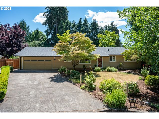 124 Ne LINCOLN Ct, Hillsboro, OR 97124