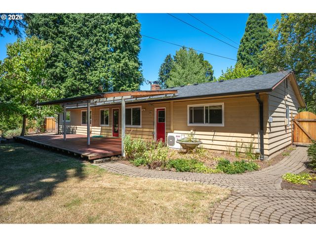 124 Ne LINCOLN Ct, Hillsboro, OR 97124