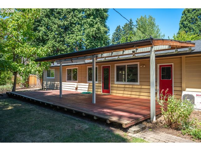 124 Ne LINCOLN Ct, Hillsboro, OR 97124