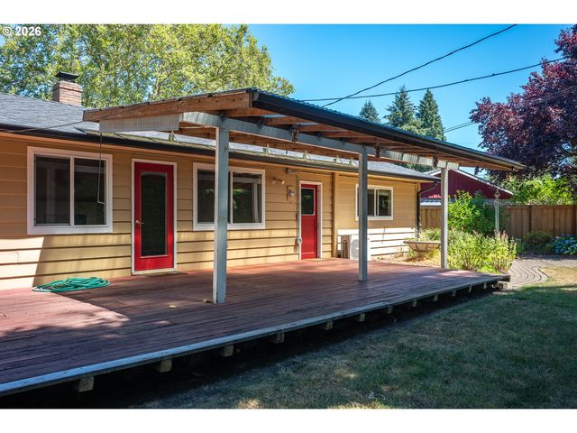 124 Ne LINCOLN Ct, Hillsboro, OR 97124
