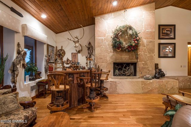 2561 Mesilla Hills Drive, Las Cruces, NM 88005