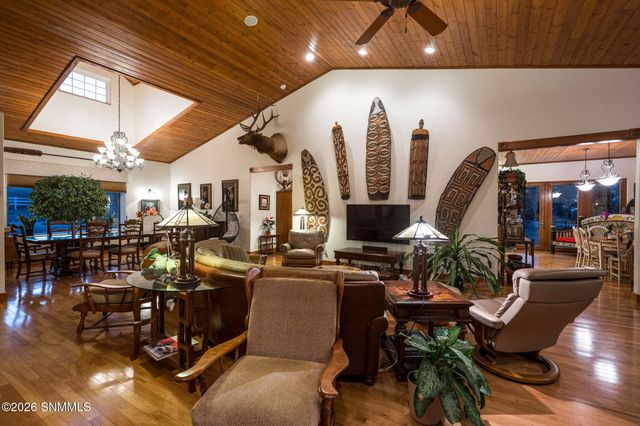 2561 Mesilla Hills Drive, Las Cruces, NM 88005