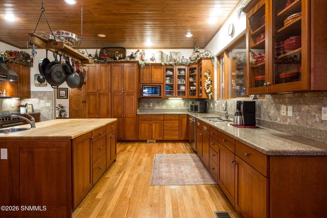 2561 Mesilla Hills Drive, Las Cruces, NM 88005