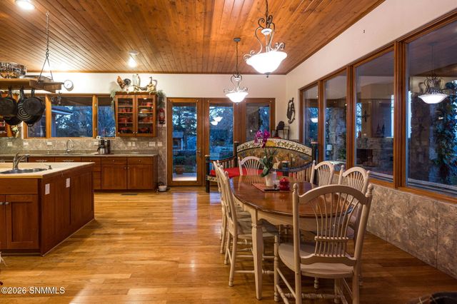 2561 Mesilla Hills Drive, Las Cruces, NM 88005