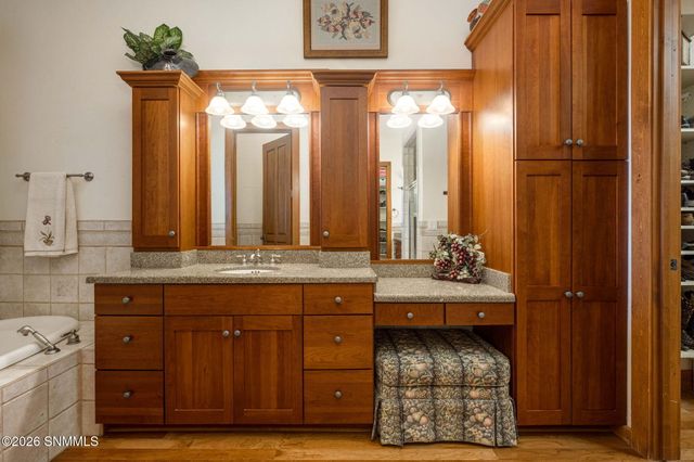 2561 Mesilla Hills Drive, Las Cruces, NM 88005