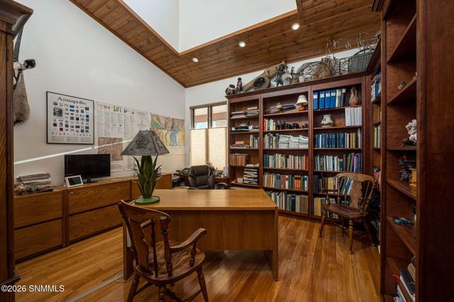 2561 Mesilla Hills Drive, Las Cruces, NM 88005