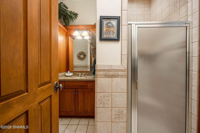 2561 Mesilla Hills Drive, Las Cruces, NM 88005