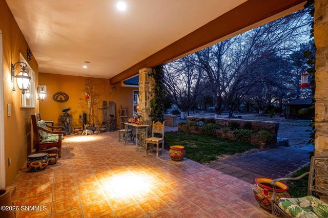 2561 Mesilla Hills Drive, Las Cruces, NM 88005