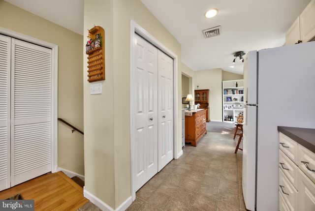 601 COUNTRY LN, Morgantown, PA 19543
