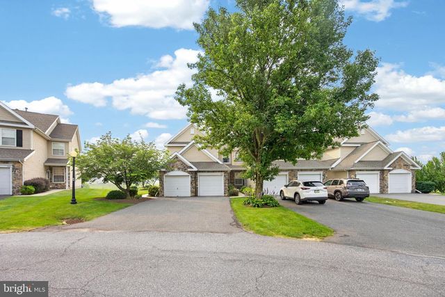 601 COUNTRY LN, Morgantown, PA 19543