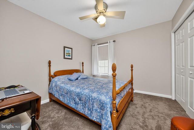 601 COUNTRY LN, Morgantown, PA 19543