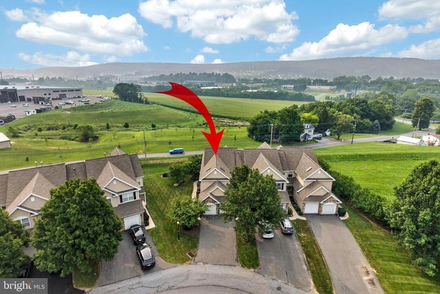 601 COUNTRY LN, Morgantown, PA 19543