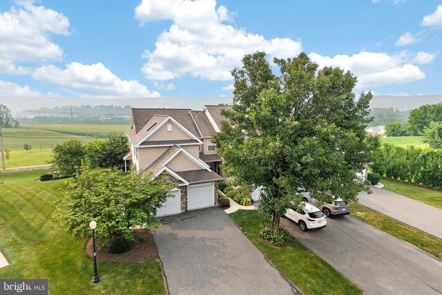 601 COUNTRY LN, Morgantown, PA 19543