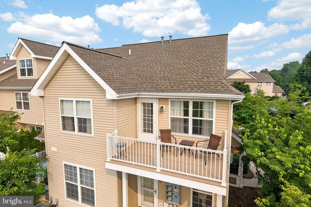 601 COUNTRY LN, Morgantown, PA 19543