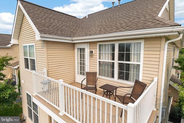 601 COUNTRY LN, Morgantown, PA 19543