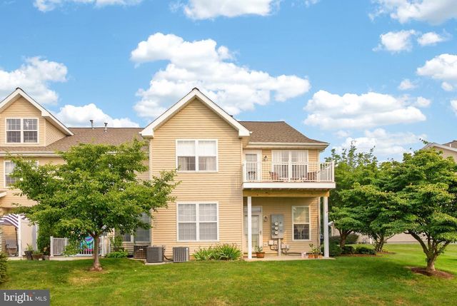 601 COUNTRY LN, Morgantown, PA 19543