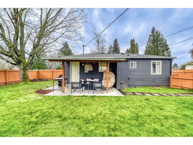 1422 Se 169TH Pl, Portland, OR 97233