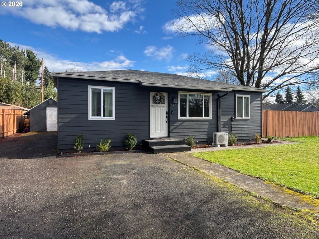 1422 Se 169TH Pl, Portland, OR 97233