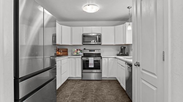 466 El Jardin Lane, Clifton, CO 81520