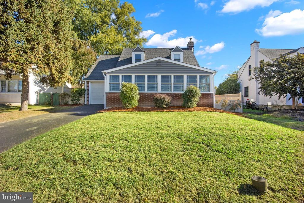 510 AMOSLAND RD, Morton, PA 19070