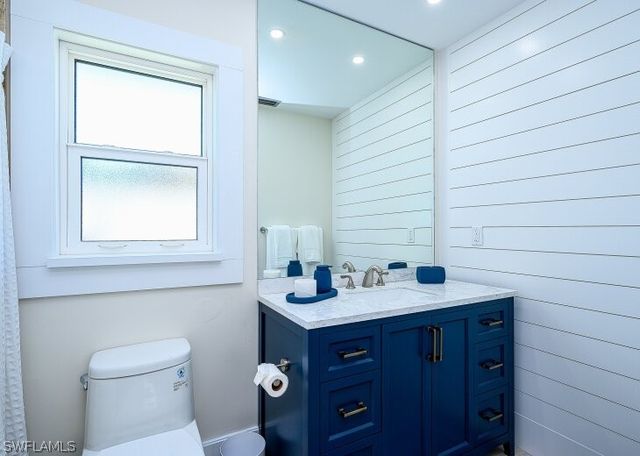 760 106th AVE, Naples, FL 34108