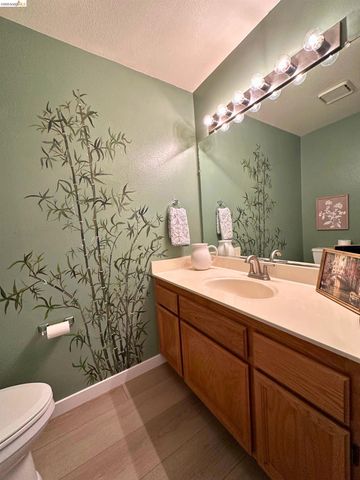 148 Heron Dr, Pittsburg, CA 94565