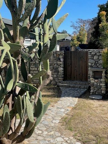 1690 N Mills, Claremont, CA 91711
