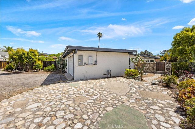 1690 N Mills, Claremont, CA 91711