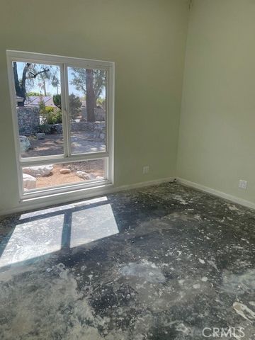 1690 N Mills, Claremont, CA 91711