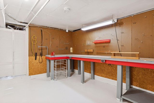 6017 Oxford Street, Saint Louis Park, MN 55416