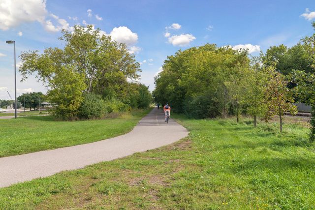 6017 Oxford Street, Saint Louis Park, MN 55416