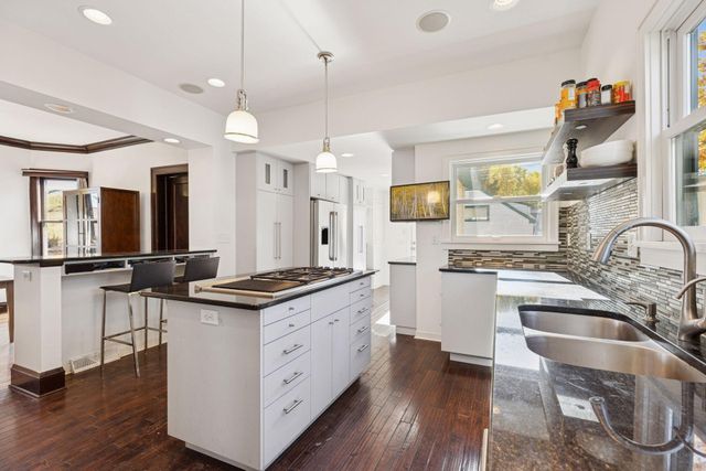 6017 Oxford Street, Saint Louis Park, MN 55416