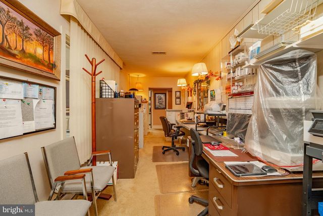 33 E MECHANIC ST, Cape May Court House, NJ 08210