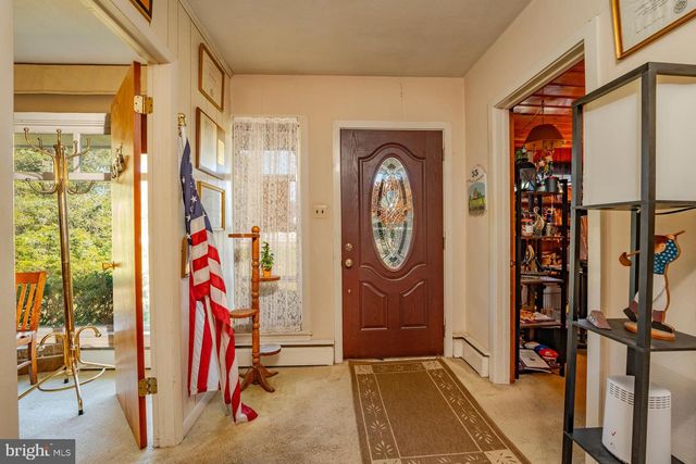 33 E MECHANIC ST, Cape May Court House, NJ 08210