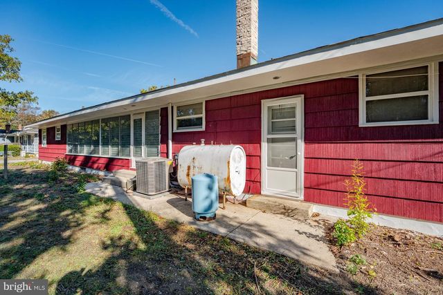 33 E MECHANIC ST, Cape May Court House, NJ 08210