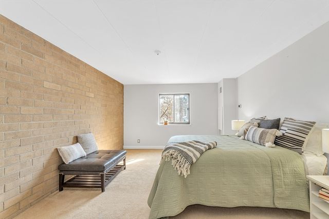 175 Quincy Shore Dr B23, Quincy, MA 02171