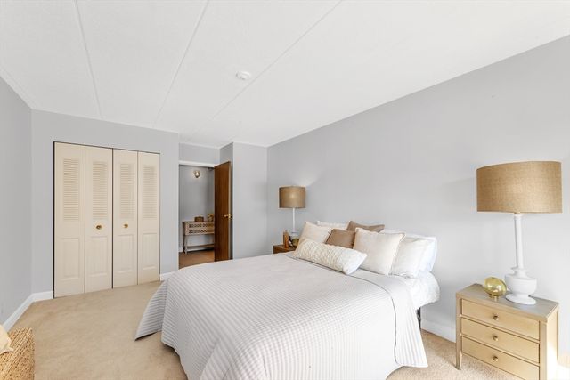 175 Quincy Shore Dr B23, Quincy, MA 02171