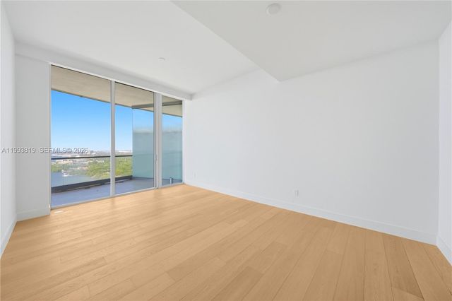 175 SE 25th Road 3102, Miami, FL 33129