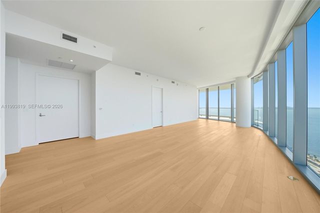 175 SE 25th Road 3102, Miami, FL 33129