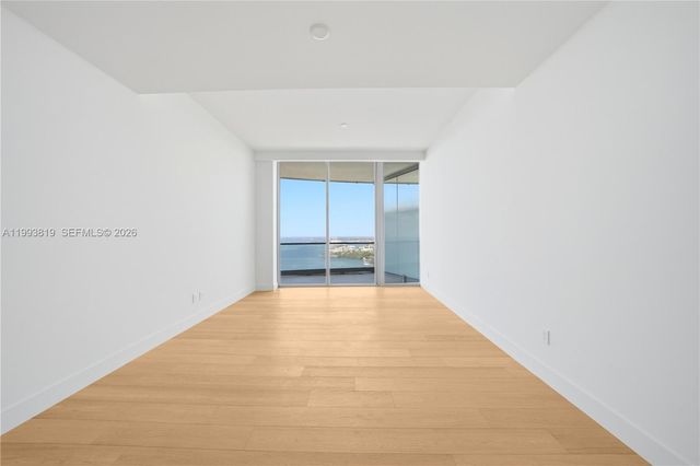 175 SE 25th Road 3102, Miami, FL 33129