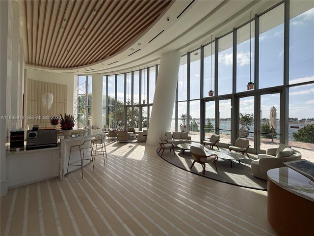 175 SE 25th Road 3102, Miami, FL 33129