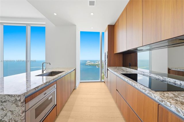 175 SE 25th Road 3102, Miami, FL 33129