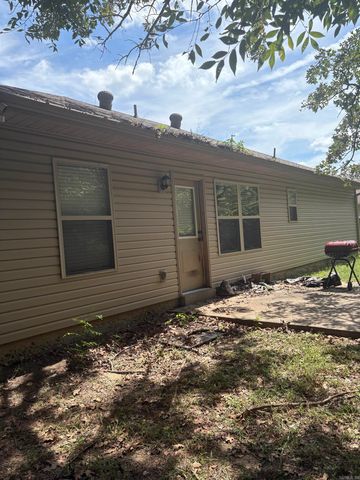 1709 Milburn Drive, Benton, AR 72015