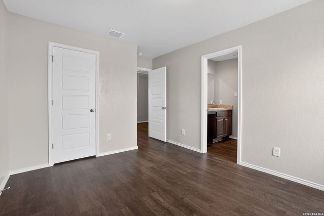 13019 Lineberry Lane, St Hedwig, TX 78152