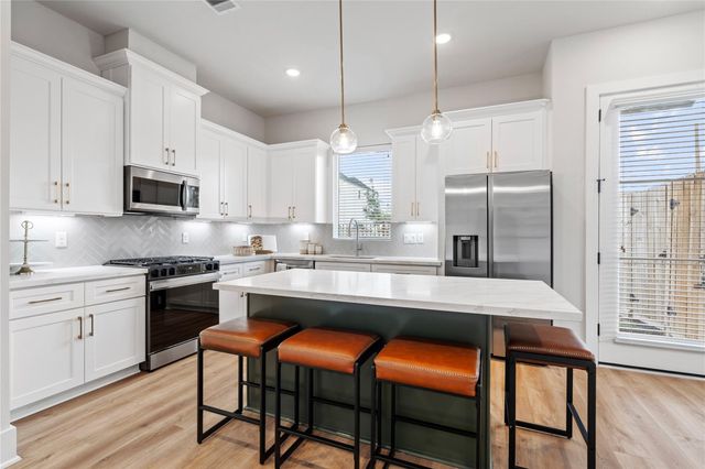 8419 Pech Landing Drive, Houston, TX 77055