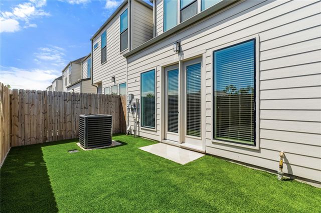 8419 Pech Landing Drive, Houston, TX 77055