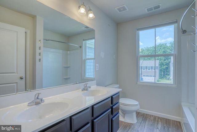 14 BAYBERRY DR, Elkton, MD 21921
