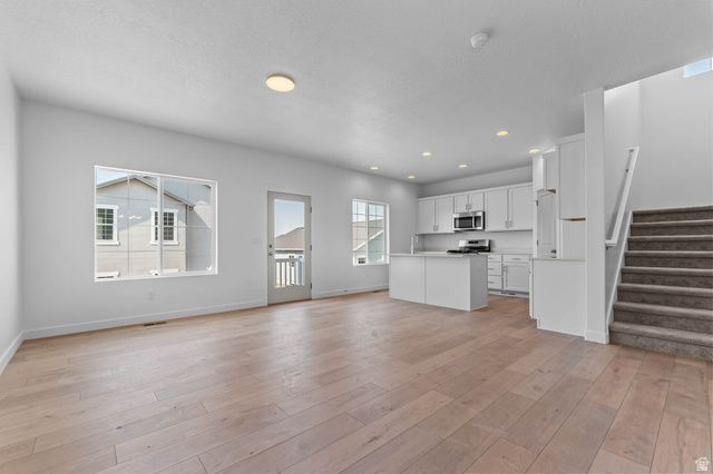 8208 W GOLDEN TROUT WAY, Magna, UT 84044
