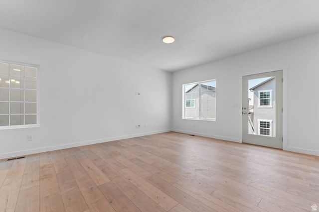 8208 W GOLDEN TROUT WAY, Magna, UT 84044