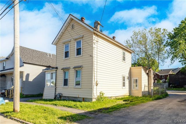 1409 Erie St, Utica, NY 13502